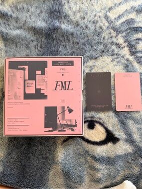 SEVENTEEN FML 10th Mini Album - Pink Edition